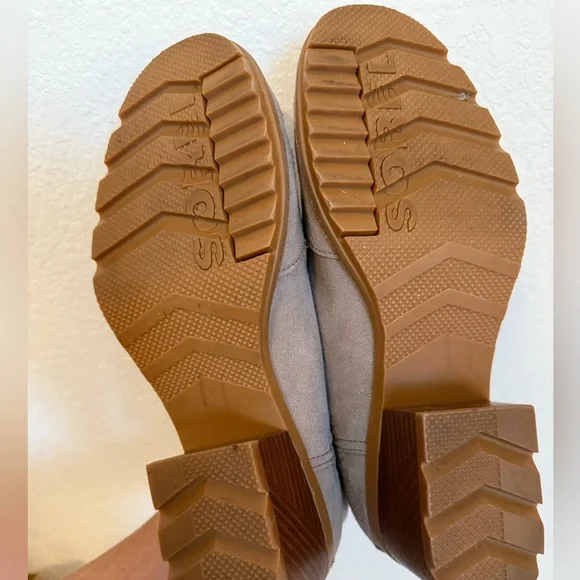 Sorel WOMEN'S CATE CUT-OUT BOOTIE - Picture 7 of 9